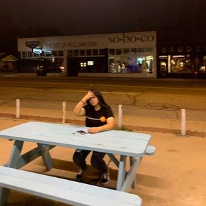 Meet your Posher, Estefania